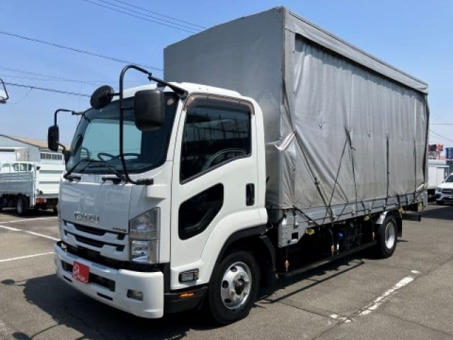 ISUZU