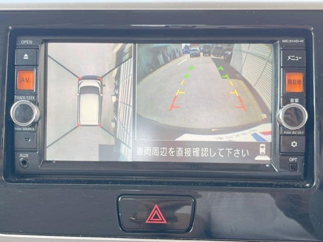Car thumbnail 4