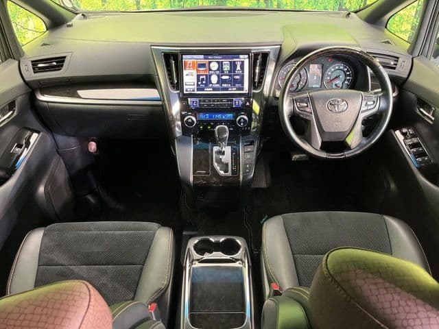 Car thumbnail 2