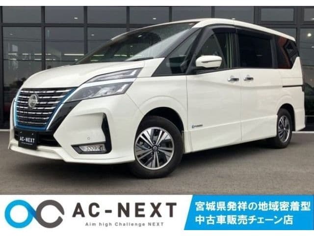 NISSAN