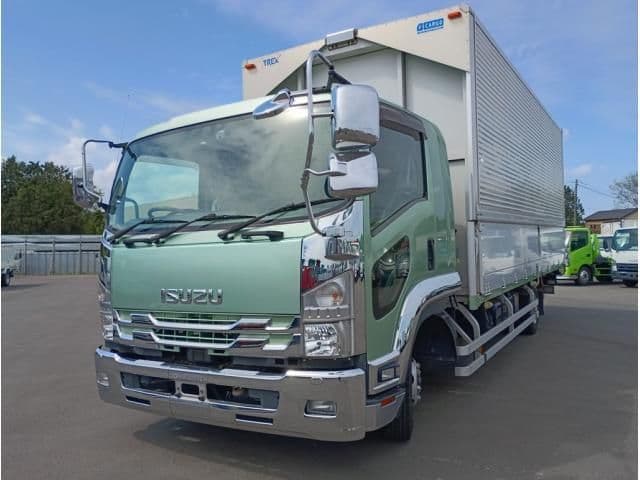 ISUZU