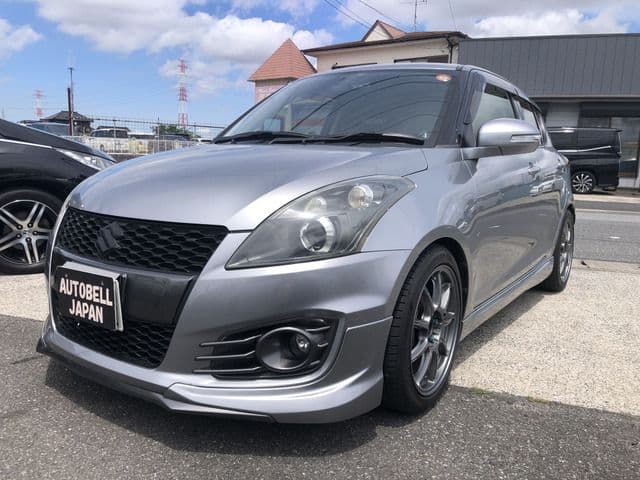 SUZUKI
