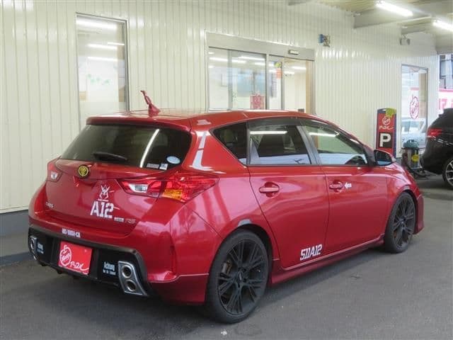 Car thumbnail 4