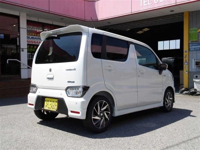 Car thumbnail 3