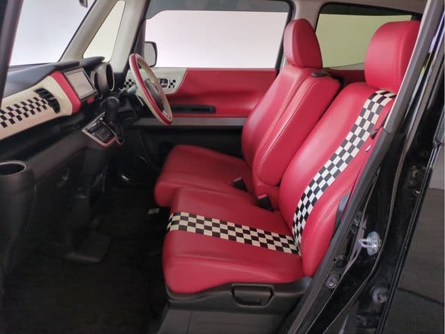 Car thumbnail 4