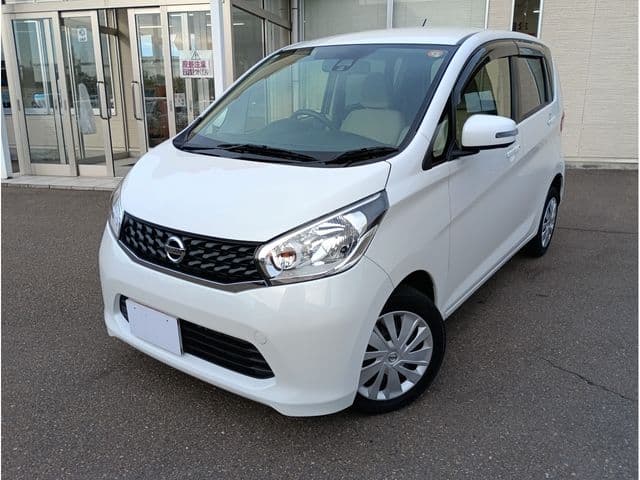 NISSAN