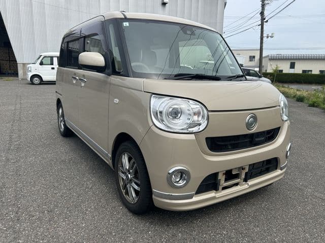 Car image 1