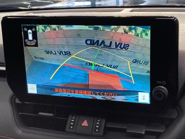 Car thumbnail 4