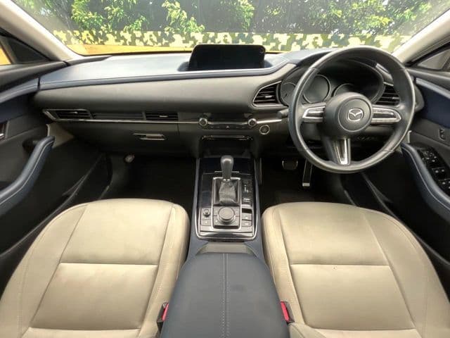Car thumbnail 2