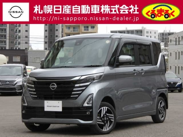 NISSAN