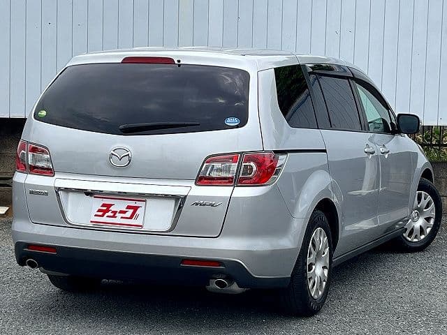 Car thumbnail 3