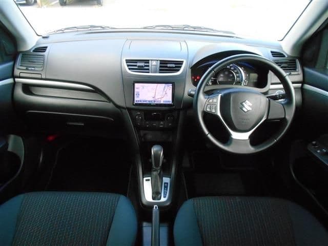 Car thumbnail 4