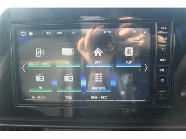 Car thumbnail 4