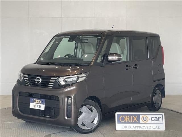 NISSAN