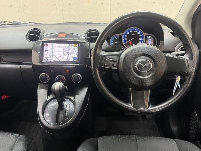 Car thumbnail 2