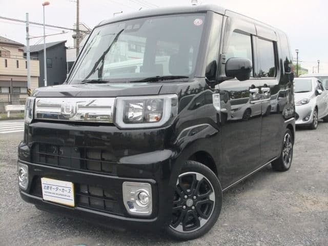 Car image 1
