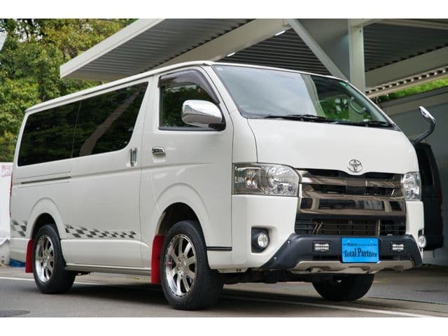 Car image 1