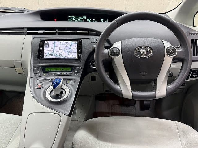 Car thumbnail 2