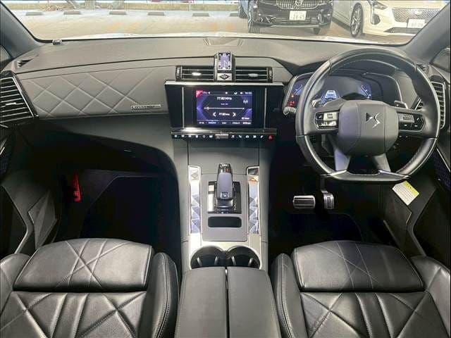 Car thumbnail 4