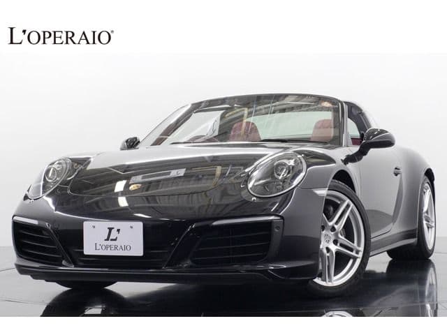 PORSCHE