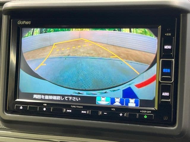 Car thumbnail 4