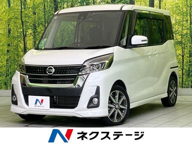 NISSAN