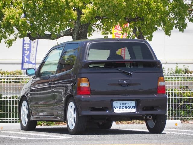 Car thumbnail 3
