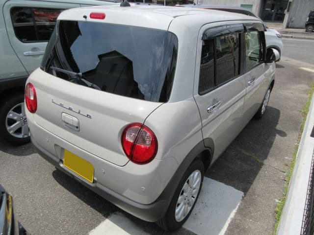 Car thumbnail 3