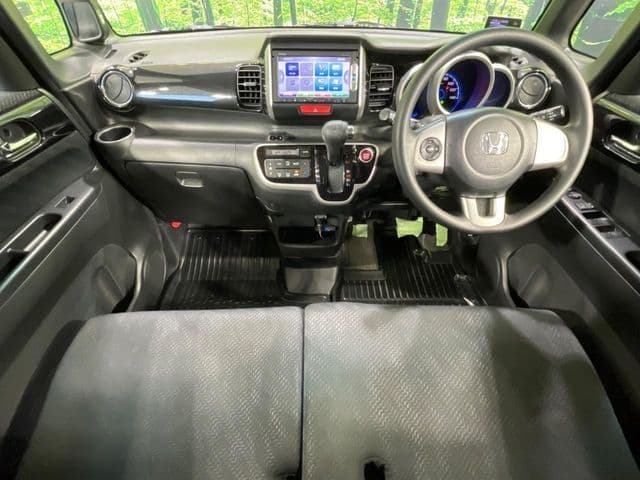 Car thumbnail 2
