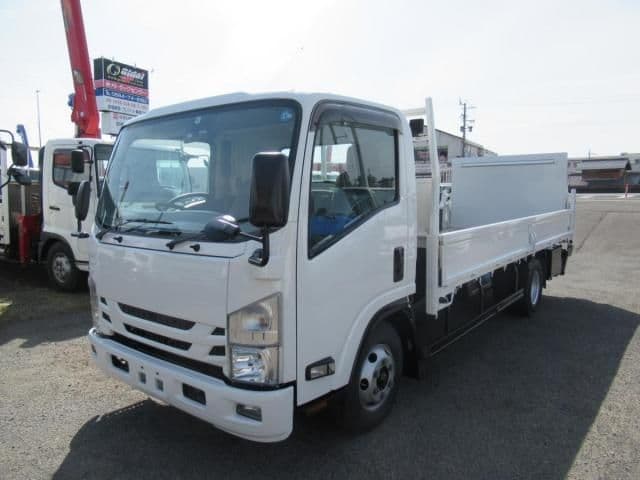 ISUZU