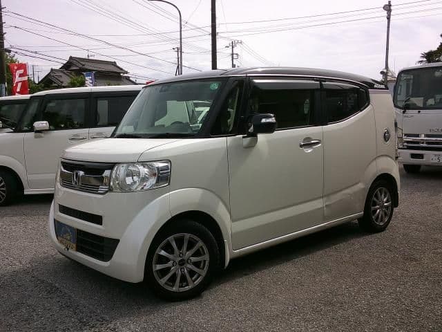 Car thumbnail 3