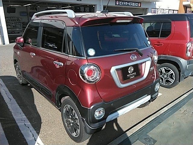 Car thumbnail 3