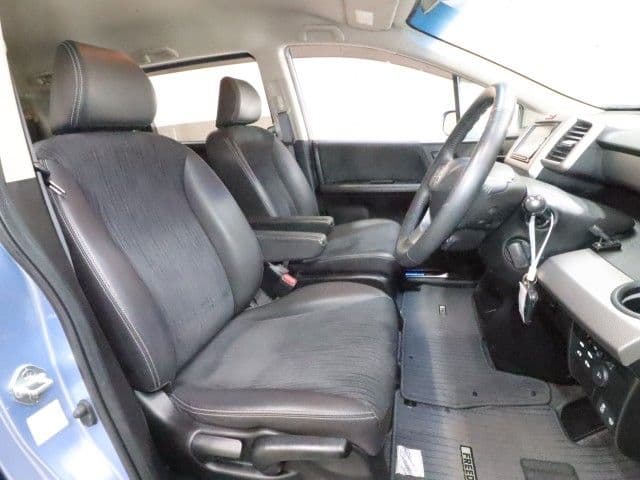 Car thumbnail 4