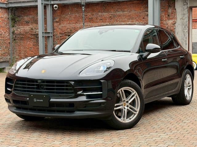 PORSCHE