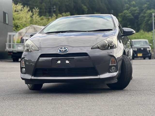 Car image 1