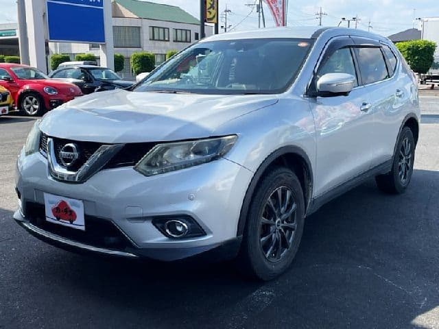 NISSAN
