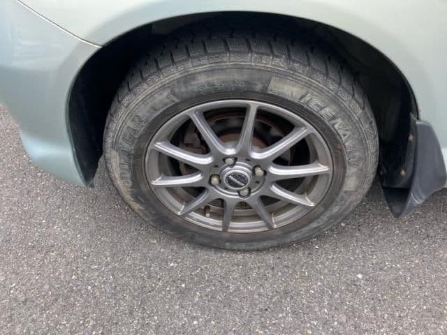 Car thumbnail 3
