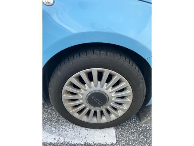 Car thumbnail 3