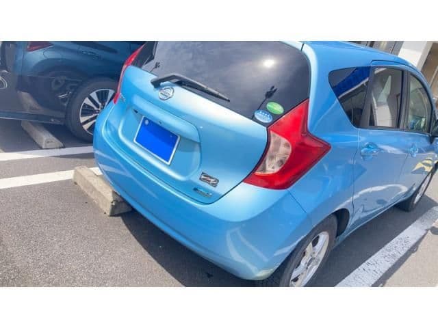 Car thumbnail 4