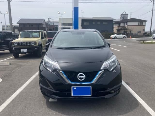 NISSAN