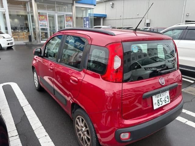 Car thumbnail 2