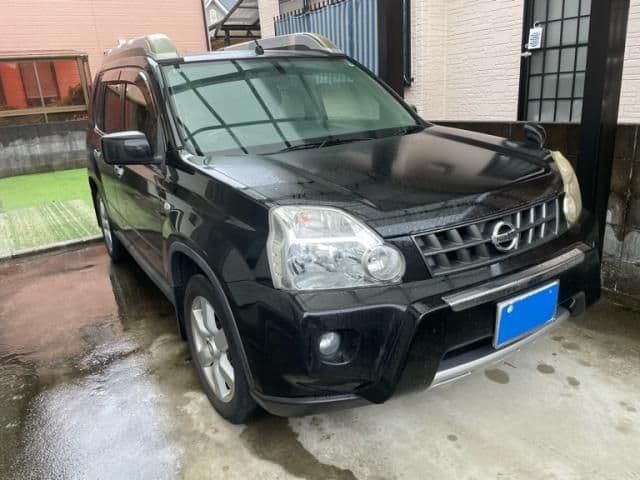 NISSAN
