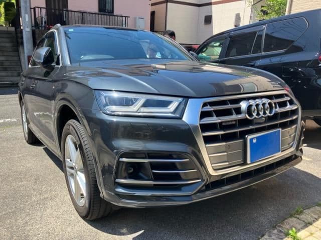 Car image 1