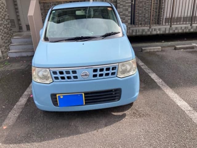 NISSAN