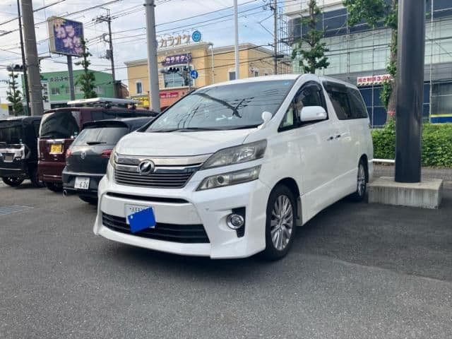 Car image 1
