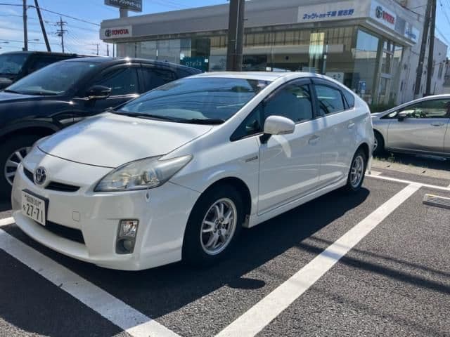 Car thumbnail 4