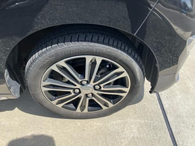 Car thumbnail 2