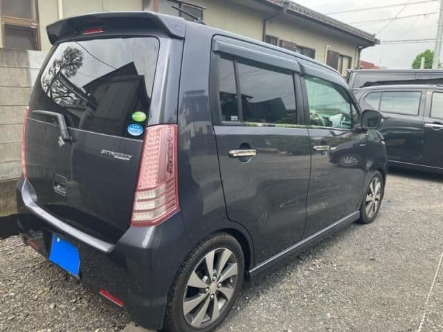 Car thumbnail 4