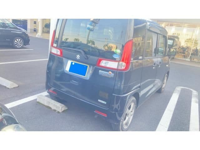 Car thumbnail 4