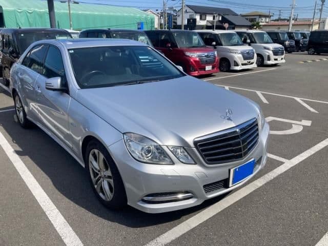 MERCEDES BENZ